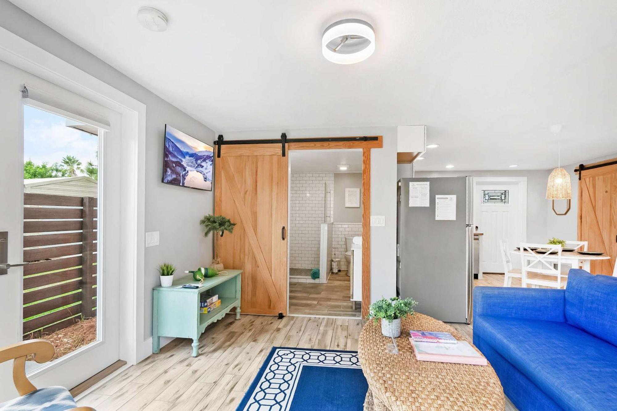 סיינט אגוסטין Coral Cottage, Stylish Studio Suite On Canal, Walkable To Beach, Private Parking מראה חיצוני תמונה